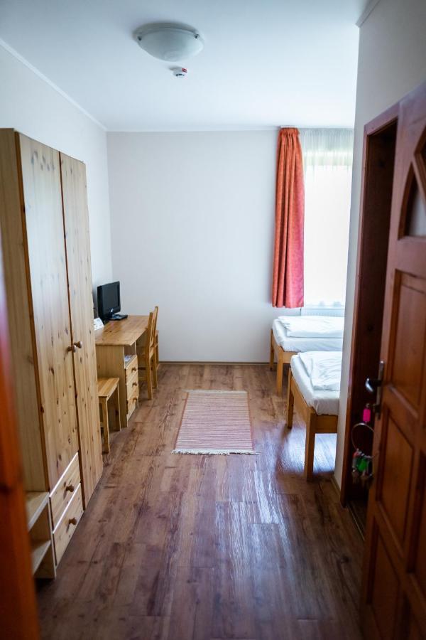 Anna Panzio Hotell Dunavarsány Exteriör bild