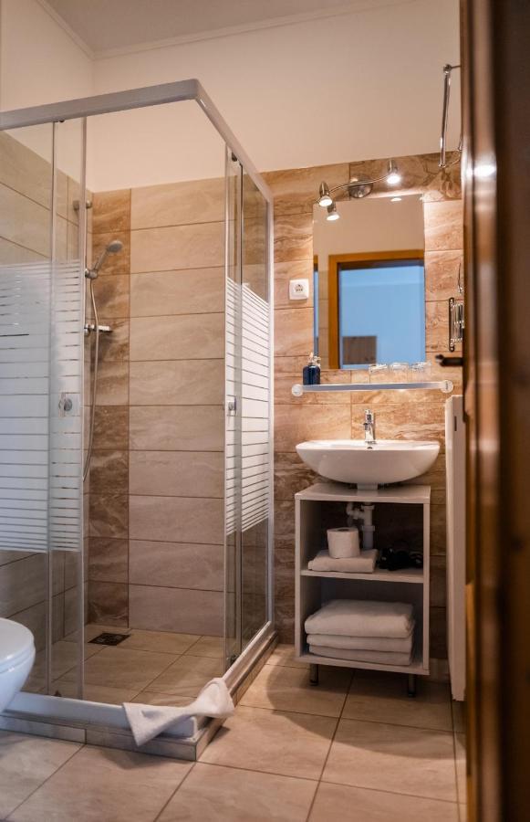 Anna Panzio Hotell Dunavarsány Exteriör bild
